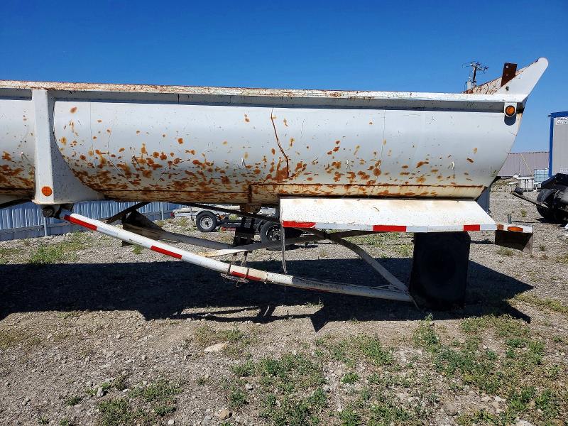 1992 Unknown Unknown VIN 1RESC6204NC921320 COPART salvage auction — ROLLOVER, CA - NON-REPAIRABLE VEHICLE CERT, sold $650 on 2026-09-01 (photo 5)