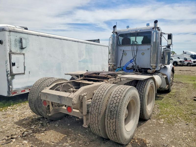 2004 Peterbilt All other VIN 1XPFDU9X14N824778 COPART salvage auction — REAR END, IL - SALVAGE CERTIFICATE, sold $4,850 on 2026-07-09 (photo 4)