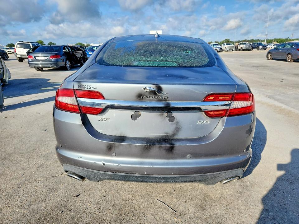 2015 Jaguar Xf VIN SAJWA0F78F8U63155 COPART salvage auction — VANDALISM, ST, sold $750 on 2026-07-15 (photo 6)