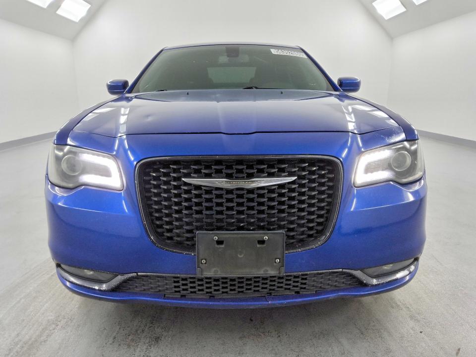 2019 Chrysler 300 VIN 2C3CCAGGXKH536826 COPART salvage auction — MECHANICAL, CT, sold $2,300 on 2026-07-23 (photo 5)