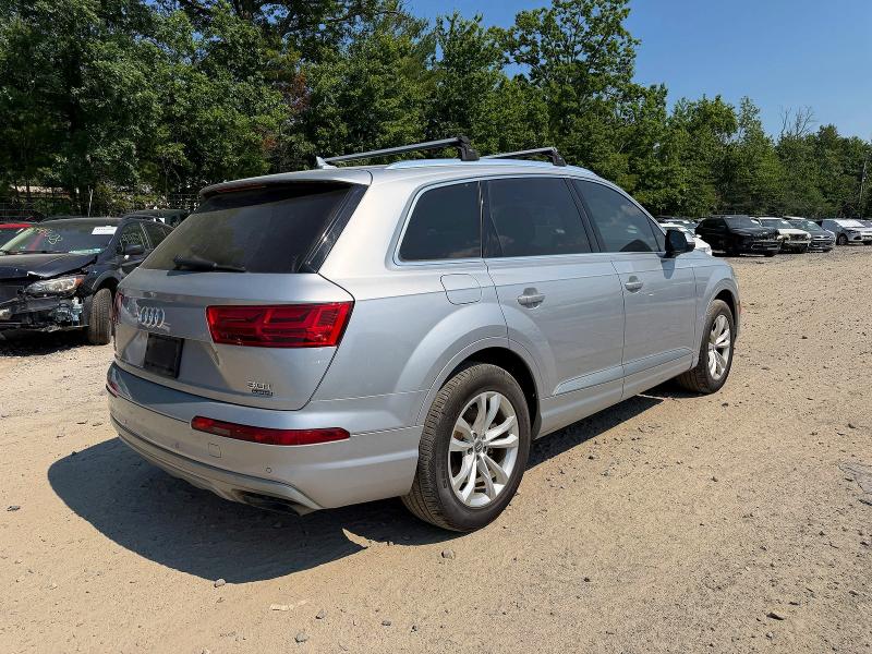 2018 Audi Q7 VIN WA1LAAF74JD004268 COPART salvage auction — MINOR DENT/SCRATCHES, CT, sold $2,000 on 2026-07-29 (photo 4)