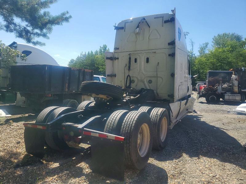 2019 Freightliner All other VIN 3AKJHHDR3KSKB5998 COPART salvage auction — FRONT END, MD - PARTS ONLY-NO TITLE LETTER, sold $200 on 2026-08-19 (photo 4)