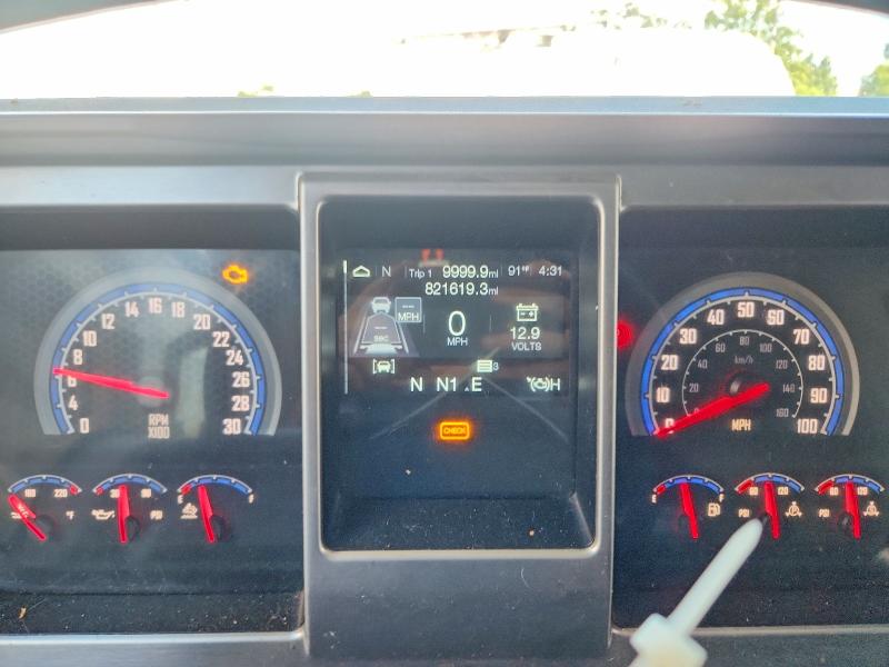 2020 Mack All other VIN 1M1AN4GY0LM011988 COPART salvage auction — NORMAL WEAR, OR - CERTIFICATE OF TITLE, sold $3,750 on 2026-07-21 (photo 8)