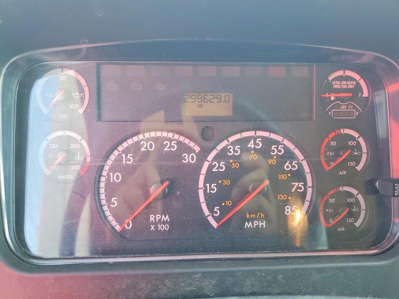 2015 Freightliner All other VIN 3ALACXDT6FDGF3430 COPART salvage auction — VANDALISM, CA - SALVAGE CERTIFICATE, sold $3,150 on 2026-07-09 (photo 8)