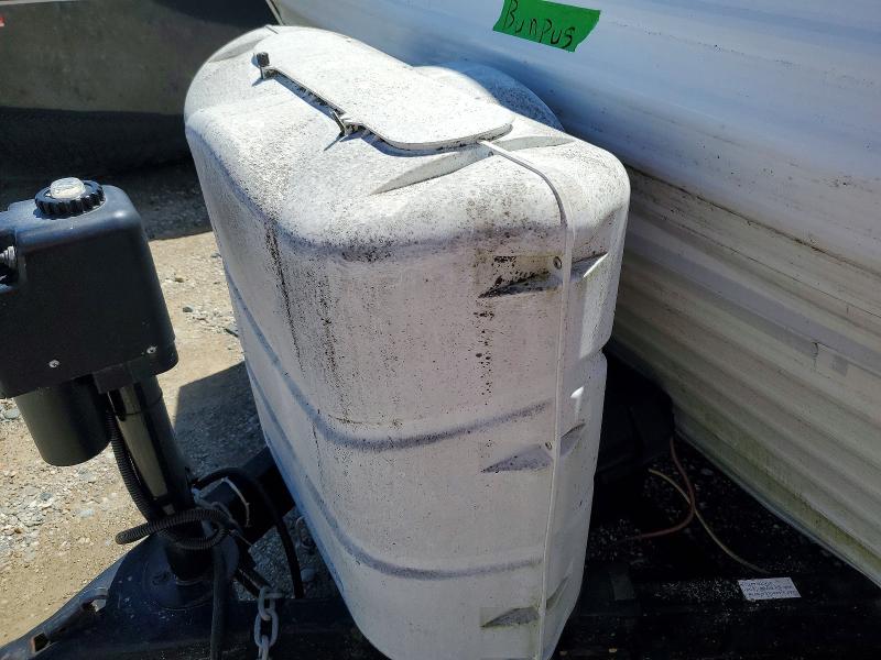 2010 Catl Coach VIN 5ZT2CALBXAA009480 COPART salvage auction — ROOF, MI - CERTIFICATE OF TITLE, sold $200 on 2026-07-24 (photo 7)