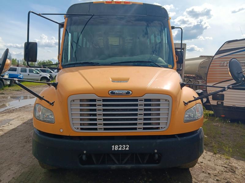 2010 Freightliner All other VIN 4UZABRDT6ACAR3757 COPART salvage auction — NORMAL WEAR, CT, sold $1,450 on 2026-08-16 (photo 9)