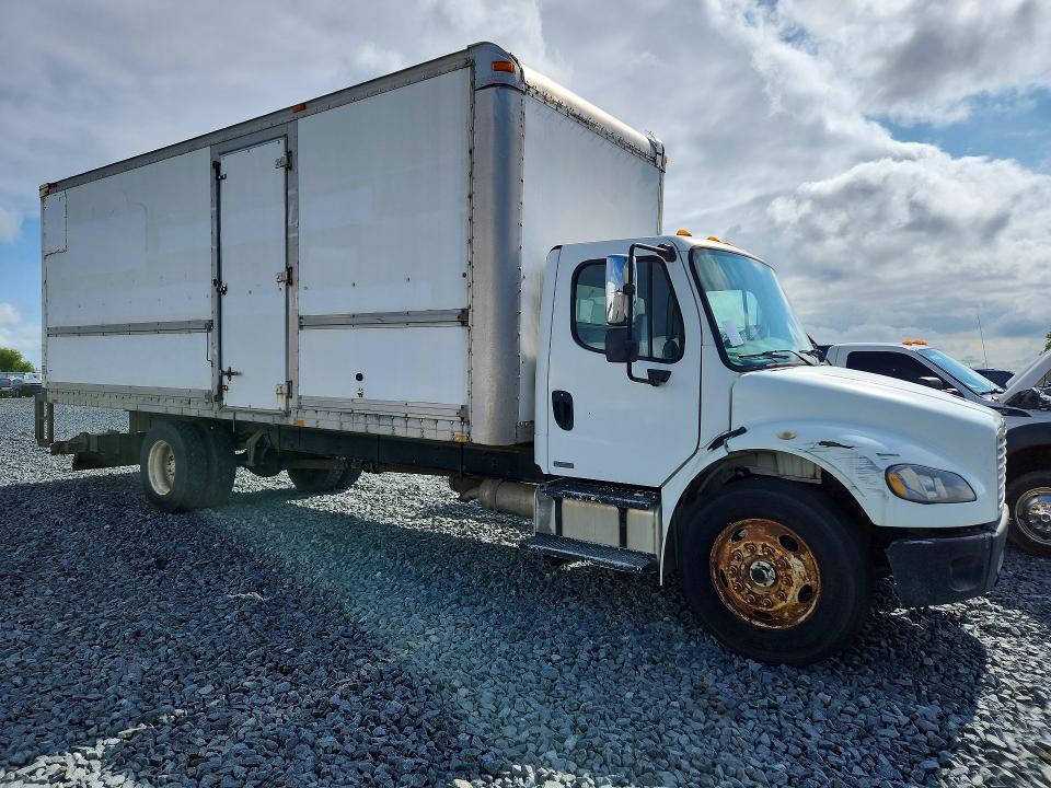2005 Frht - freightliner All other VIN 1FVACWDC85HV05932 COPART salvage auction — NORMAL WEAR, IL - DEALER ONLY CLEAN TITLE (P), sold $3,450 on 2026-07-28 (photo 4)