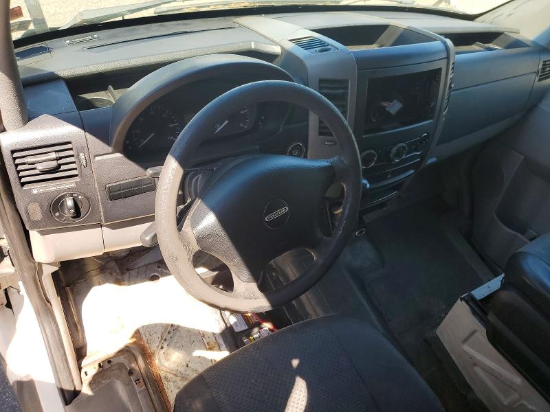 2007 Freightliner Sprinter VIN WDYPE845X75165740 COPART salvage auction — FRONT END, CT, sold $125 on 2026-08-04 (photo 8)