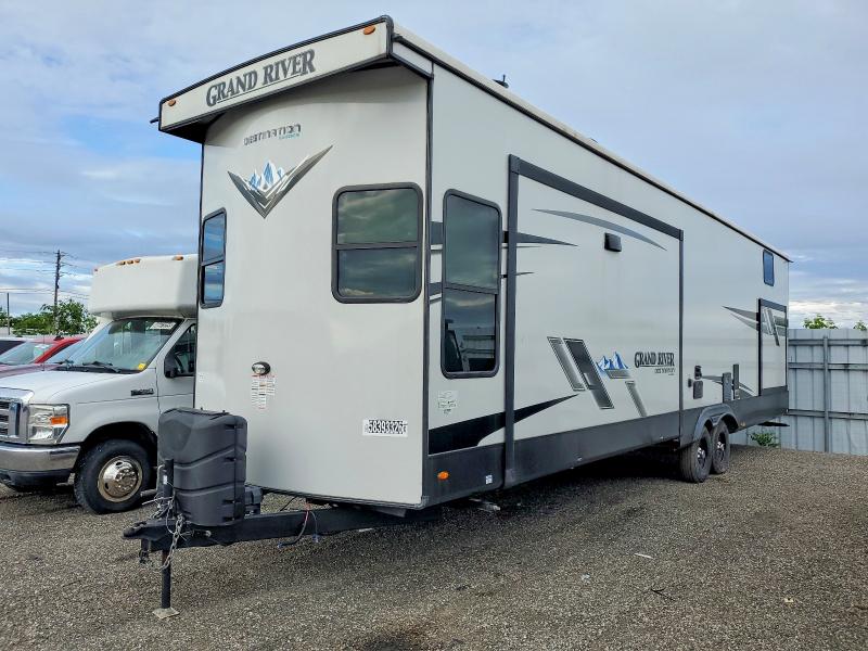 2023 Forest riv Recreation VIN 4X4TSES25PJ052158 COPART salvage auction — NORMAL WEAR, ON - PERMIT NO BRAND - UNFIT (P), sold $36,500 on 2026-07-28 (photo 2)