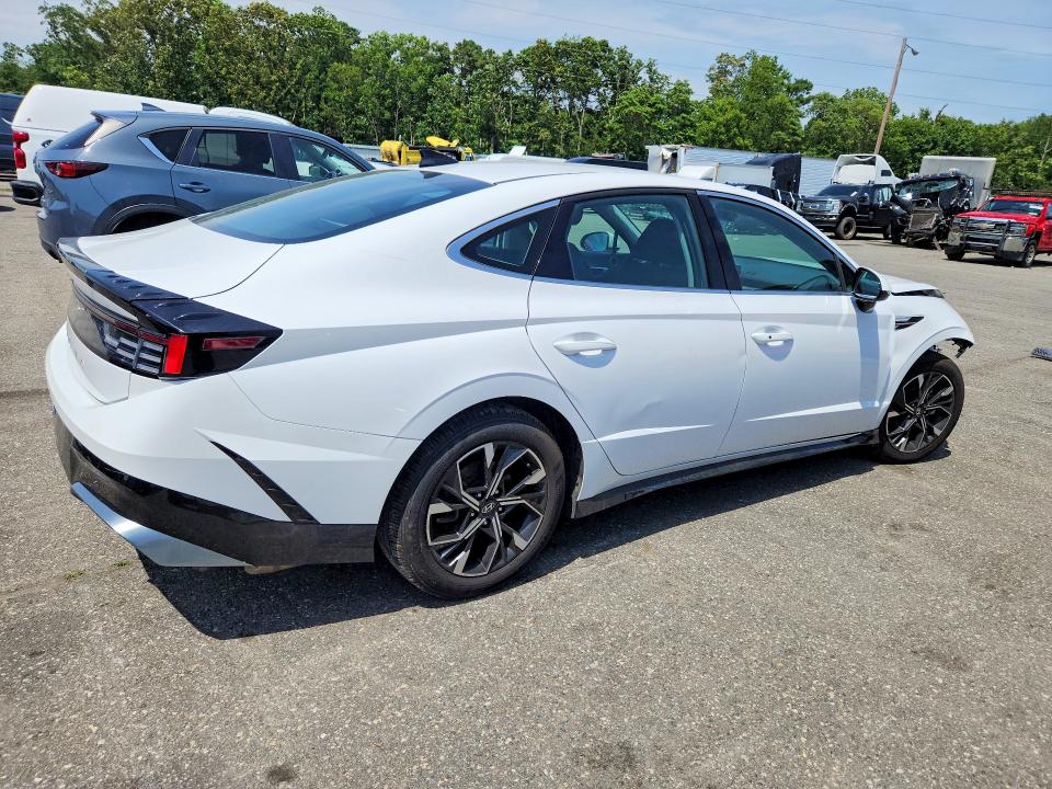 2025 Hyundai Sonata VIN KMHL64JA8SA458842 COPART salvage auction — FRONT END, Fl - Cert Of Title Slvg Rebuildable, sold $1,300 on 2026-07-22 (photo 3)