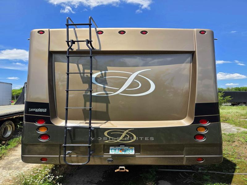 2014 Grand design Trailers VIN 5KEFA4337E1007258 COPART salvage auction — WATER/FLOOD, CT, sold $10,000 on 2026-08-18 (photo 3)