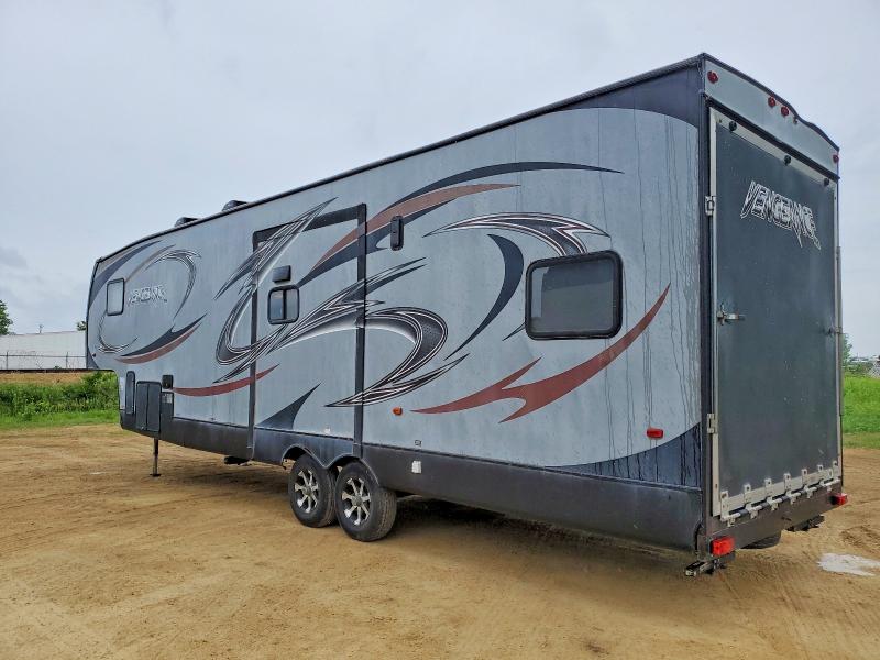 2013 Foresriver All models VIN 4X4FCTH20DY205442 COPART salvage auction — MINOR DENT/SCRATCHES, IL - CERTIFICATE OF TITLE, sold $2,100 on 2026-07-28 (photo 3)