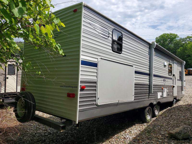 2021 Shasta Oasis seri VIN 5ZT2SSWB1ME015007 COPART salvage auction — SIDE, MA - CERT OF TITLE-RECONSTRCTD COLL, sold $6,900 on 2026-07-07 (photo 4)