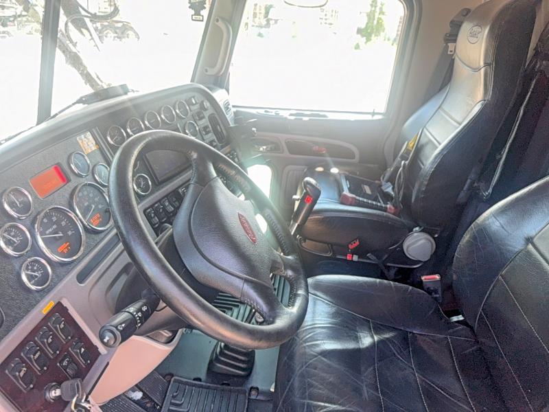 2020 Peterbilt All other VIN 1NPXLP9X4LD710765 COPART salvage auction — NORMAL WEAR, CT, sold $9,700 on 2026-07-17 (photo 9)