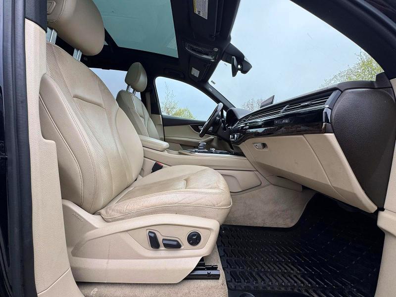2017 Audi Q7 VIN WA1LAAF7XHD031470 COPART salvage auction — NORMAL WEAR, NJ - CERTIFICATE OF TITLE (P), sold $5,400 on 2026-07-14 (photo 5)