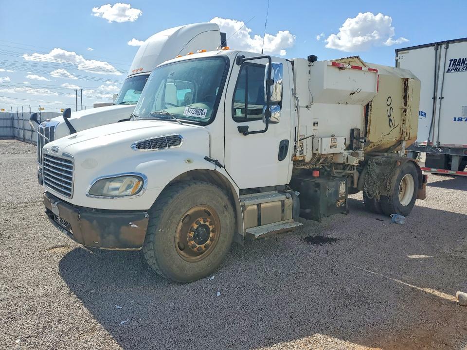 2016 Freightliner All other VIN 1FVACXDT1GHHB4937 COPART salvage auction — MINOR DENT/SCRATCHES, CD, sold $1,550 on 2026-07-15 (photo 1)