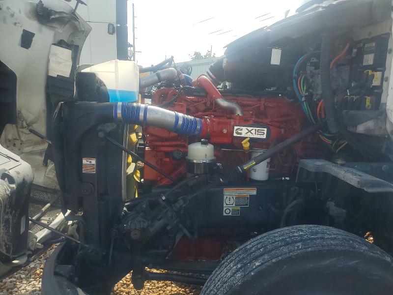 2018 Peterbilt All other VIN 1XPBA48XXJD478367 COPART salvage auction — MINOR DENT/SCRATCHES, IN - CERTIFICATE OF TITLE, sold $5,300 on 2026-07-28 (photo 7)