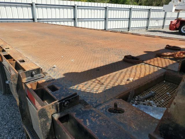 2017 Peterbilt All other VIN 2NP3LJ9X3HM423317 COPART salvage auction — NORMAL WEAR, FL - CERTIFICATE OF TITLE, sold $36,500 on 2026-07-07 (photo 5)