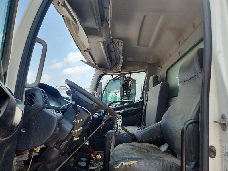 2016 Hino All other VIN 5PVNJ8JV3G4S62805 COPART salvage auction — FRONT END, SV, sold $875 on 2026-07-09 (photo 5)
