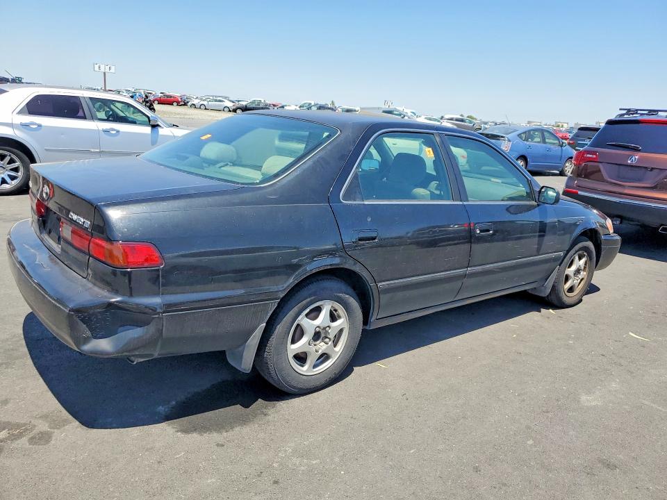 1997 Toyota Camry VIN JT2BG22K1V0024807 COPART salvage auction — FRONT END, SC, sold $350 on 2026-07-13 (photo 3)