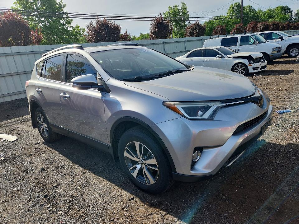 2018 Toyota Rav4 VIN JTMRFREV7JJ246215 COPART salvage auction — REAR END, Ct - Cert Of Title-Salvage, sold $7,400 on 2026-07-10 (photo 4)