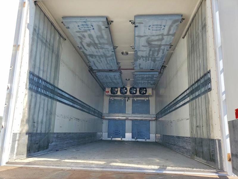 2015 Freightliner All other VIN 3ALACXDT6FDGF3430 COPART salvage auction — VANDALISM, CA - SALVAGE CERTIFICATE, sold $3,150 on 2026-07-09 (photo 6)