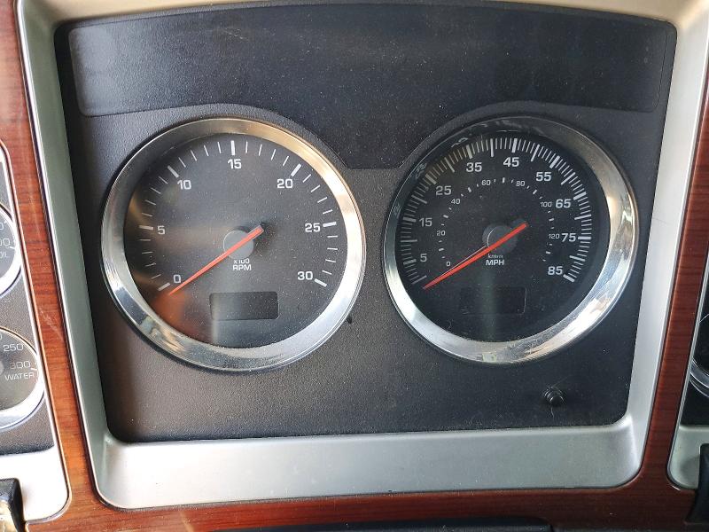 2006 Kenworth All other VIN 1XKWDB9X46R133492 COPART salvage auction — MINOR DENT/SCRATCHES, DV, sold $4,600 on 2026-08-04 (photo 8)