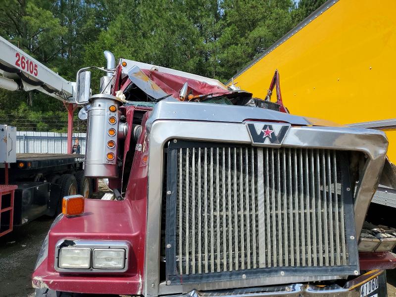 2007 Western star/auto car 4900 VIN 5KKWAECK37PX59050 COPART salvage auction — ALL OVER, ST, sold $5,300 on 2026-07-09 (photo 9)