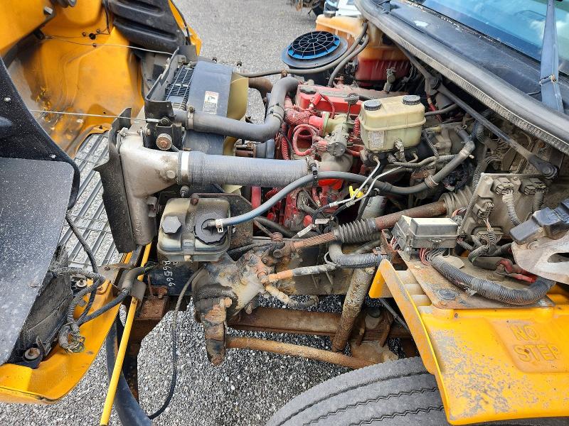 2012 Thomas Chassis b2 VIN 4UZABRDU1CCBP5522 COPART salvage auction — NORMAL WEAR, ON - PERMIT NO BRAND - UNFIT, sold $2,000 on 2026-09-01 (photo 7)