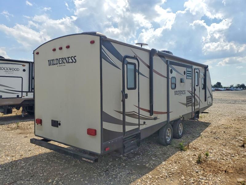 2015 Heartland rv Mallard n VIN 5SFNB3326FE299050 COPART salvage auction — WATER/FLOOD, MO - SALVAGE CERTIFICATE OF TITLE, sold $100 on 2026-07-09 (photo 4)