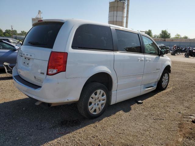 2017 Dodge Caravan VIN 2C7WDGBG4HR784060 COPART salvage auction — FRONT END, Salvage Title, sold $9,200 on 2023-09-28 (photo 3)