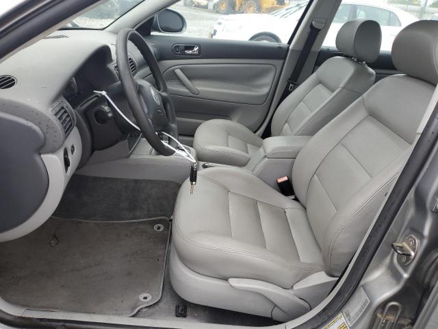 2005 Volkswagen Passat VIN WVWAD63BX5P032087 COPART salvage auction — NORMAL WEAR, Id - Salvage Certificate Of Title, sold $200 on 2026-08-05 (photo 7)