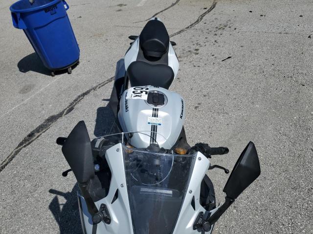 2025 Kawasaki Zx400 s VIN ML5ZXCS11SDA39912 COPART salvage auction — ALL OVER, Mo - Salvage Certificate Of Title, sold $725 on 2026-07-09 (photo 5)