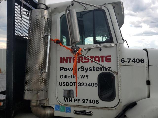 2001 Freightliner All models VIN 1FUJAHCG01PF97406 COPART salvage auction — SIDE, PO, sold $3,050 on 2026-07-07 (photo 9)