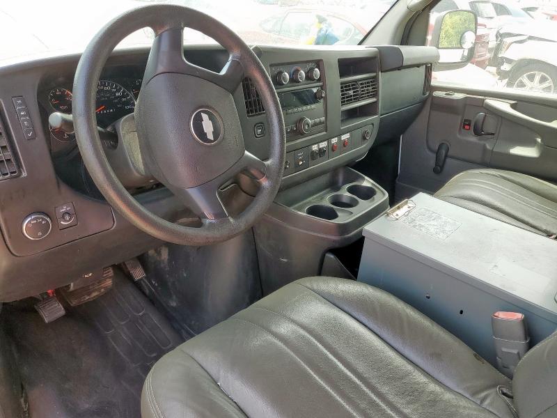 2013 Chev Express VIN 1GCWGFCA9D1903275 COPART salvage auction — MINOR DENT/SCRATCHES, CT, sold $1,250 on 2026-07-08 (photo 8)