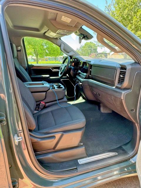 2025 Chevrolet Silverado VIN 1GCUKDED8SZ171415 COPART salvage auction — All Over, FL - CERT OF TITLE SLVG REBUILDABLE, sold $13,600 on 2025-07-21 (photo 5)