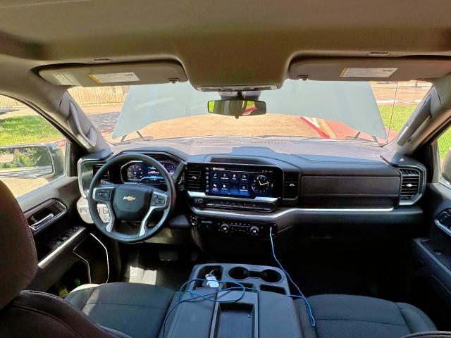 2025 Chevrolet Silverado VIN 1GCUKDED8SZ171415 COPART salvage auction — All Over, FL - CERT OF TITLE SLVG REBUILDABLE, sold $13,600 on 2025-07-21 (photo 9)