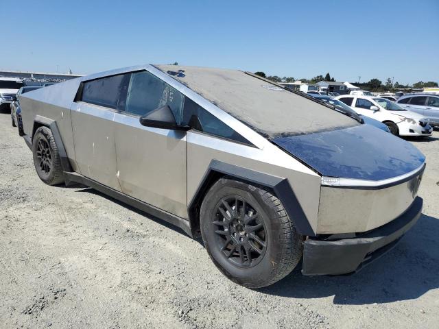 2025 Tesla Cybertruck VIN 7G2CEHED7SA068125 COPART salvage auction — Side, CA - SALVAGE CERTIFICATE, sold $40,750 on 2025-07-22 (photo 4)