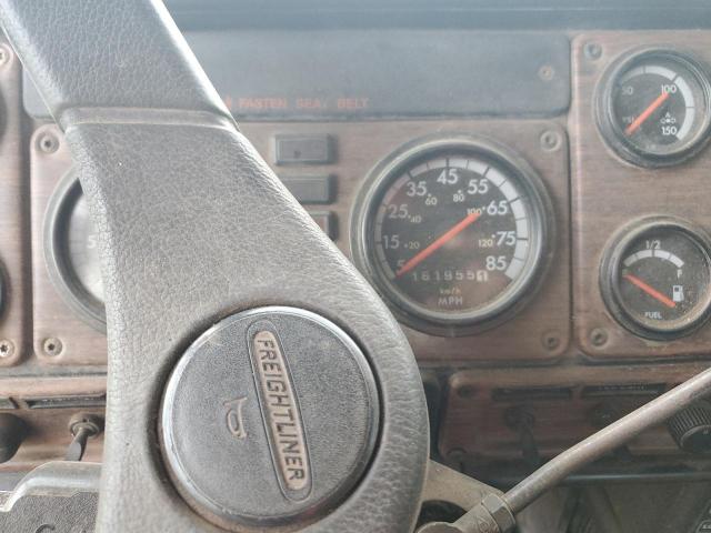 2001 Freightliner All models VIN 1FUJAHCG01PF97406 COPART salvage auction — SIDE, PO, sold $3,050 on 2026-07-07 (photo 8)