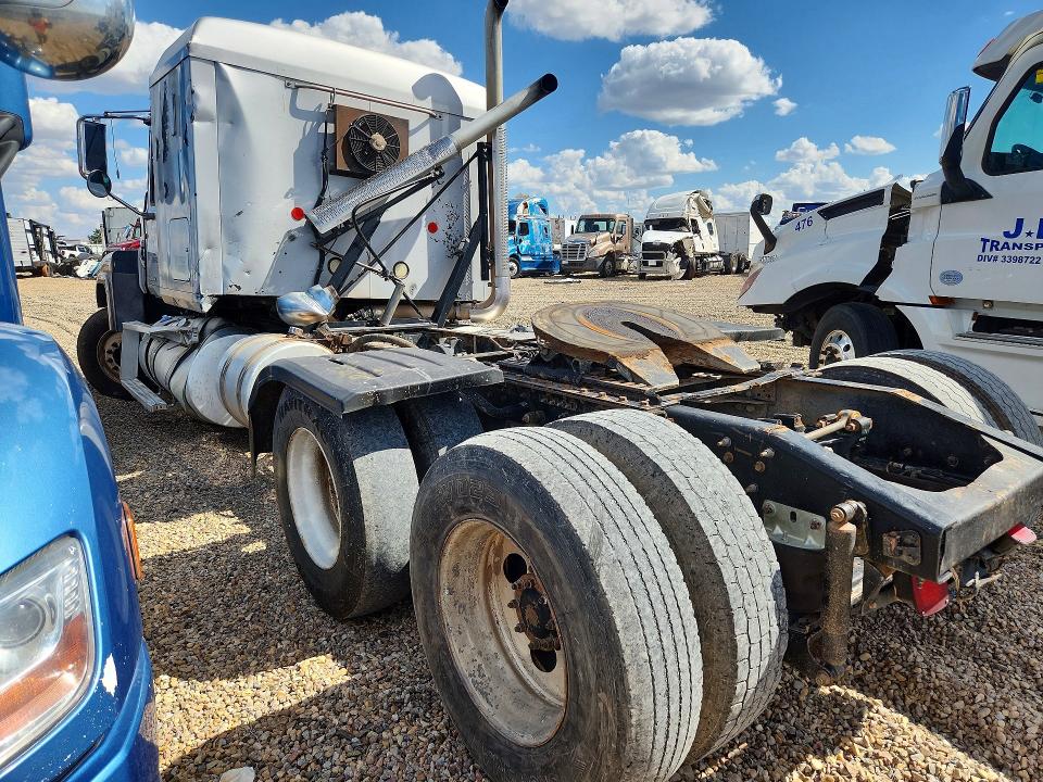 2011 Mack All other VIN 1M1AN09YXBM008312 COPART salvage auction — FRONT END, TX - SALVAGE VEHICLE TITLE (P), sold $300 on 2026-07-30 (photo 2)