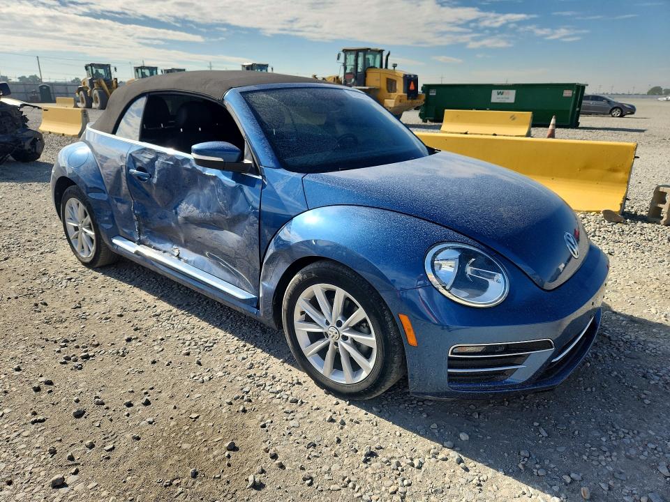 2019 Volkswagen Beetle VIN 3VW5DAAT2KM500957 COPART salvage auction — SIDE, Co - Public - Salvage Title, sold $5,000 on 2026-08-04 (photo 4)