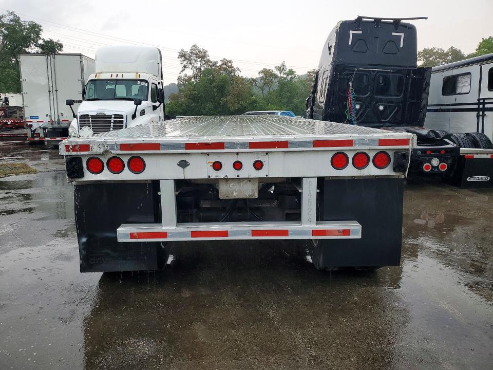 2017 Extreme Travel trl VIN 1E9AA4521H1588001 COPART salvage auction — NORMAL WEAR, IN - CERTIFICATE OF TITLE, sold $1,600 on 2026-07-28 (photo 6)