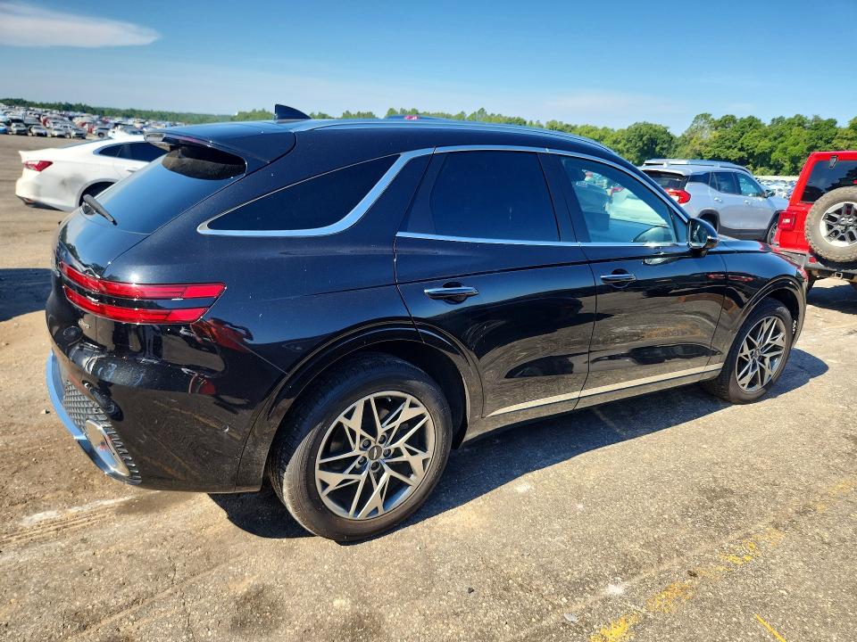 2022 Genesis All other VIN KMUMADTB7NU068781 COPART salvage auction — SIDE, CT, sold $10,000 on 2026-07-13 (photo 3)