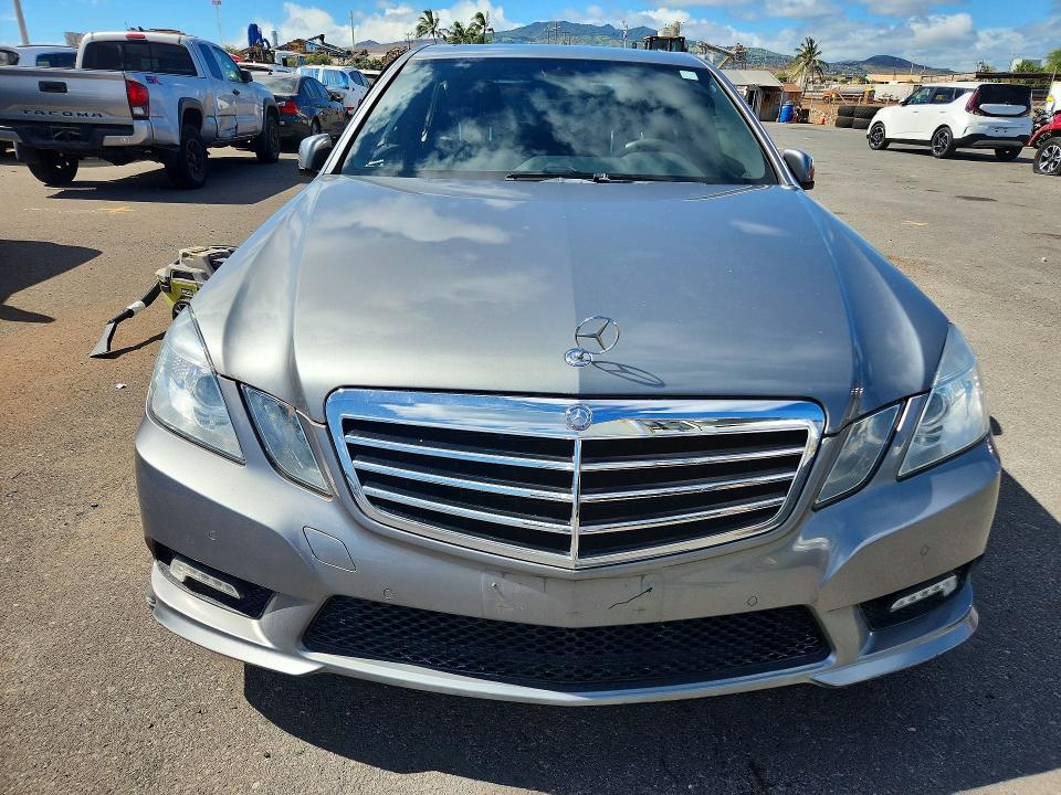 2011 Mercedes-benz E-class VIN WDDHF5GB2BA263972 COPART salvage auction — SIDE, Hi - Certificate Of Title, sold $2 on 2026-08-03 (photo 5)