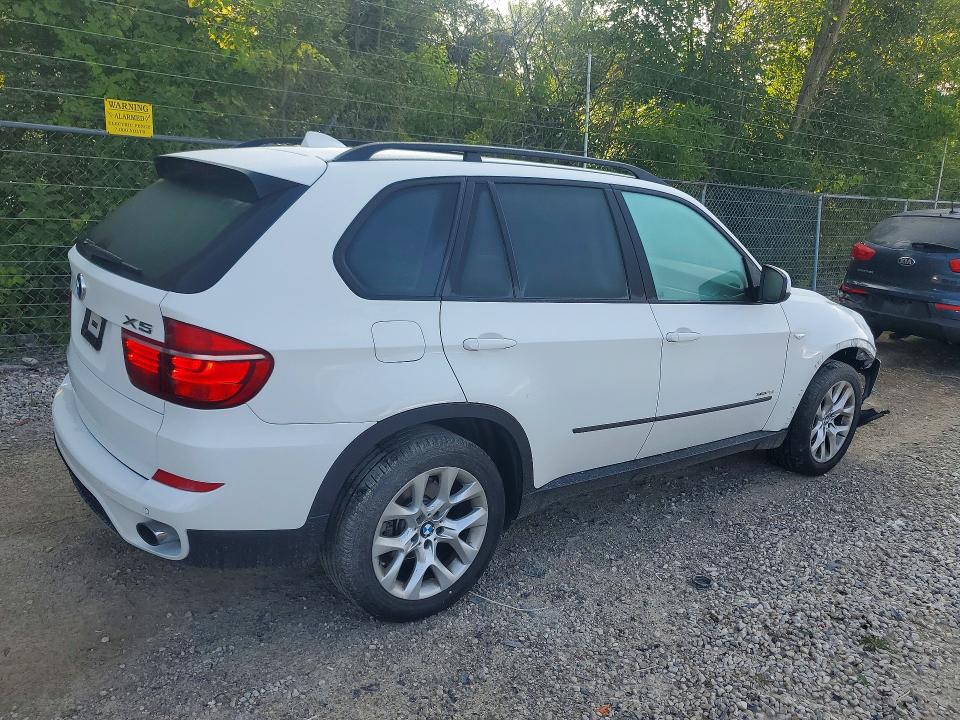 2011 BMW X5 VIN 5UXZV4C59BL742551 COPART salvage auction — FRONT END, Oh - Cert Of Title-Salvage, sold $250 on 2026-07-29 (photo 3)