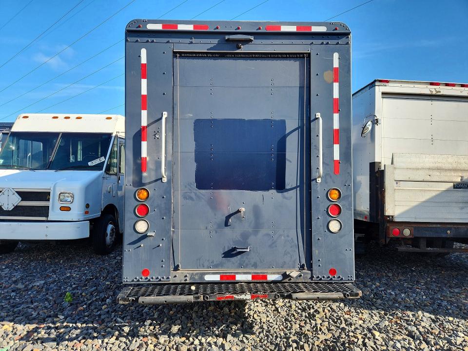 2020 Frht - freightliner All other VIN 4UZAC2EA2LCMH8004 COPART salvage auction — NORMAL WEAR, CT, sold $17,200 on 2026-07-14 (photo 6)
