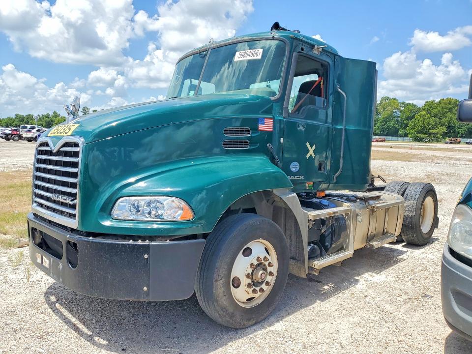 2016 Mack All other VIN 1M1AW01X5GM008550 COPART salvage auction — MINOR DENT/SCRATCHES, CT, sold $900 on 2026-07-31 (photo 1)