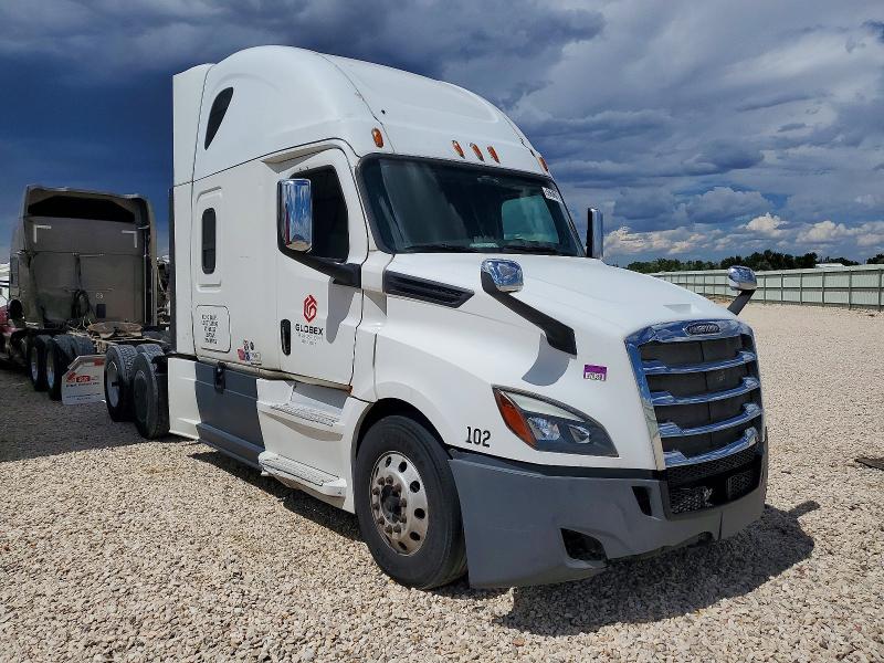 2018 Freightliner All other VIN 3AKJHHDR5JSJR3425 COPART salvage auction — MECHANICAL, ID - CERT OF TITLE -REBUILT SALVAGE, sold $425 on 2026-07-22 (photo 1)
