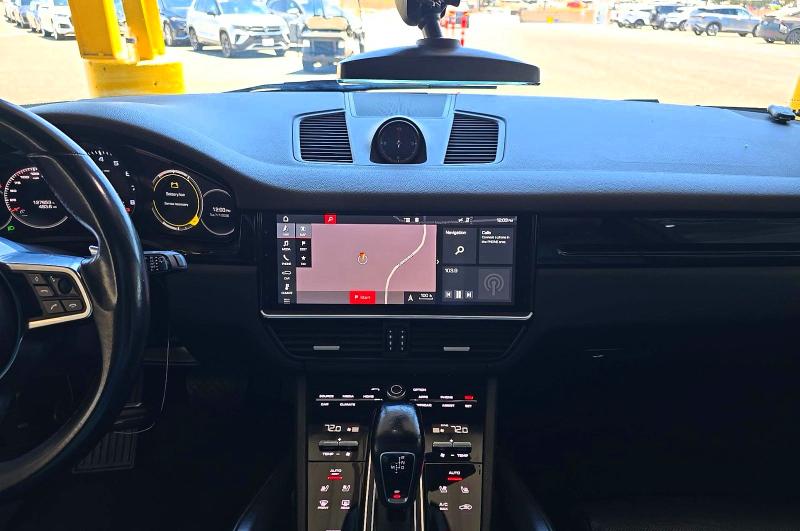 2019 Porsche Cayenne VIN WP1AA2AY6KDA17980 COPART salvage auction — NORMAL WEAR, Ca - Certificate Of Title (P), sold $14,400 on 2026-08-03 (photo 9)