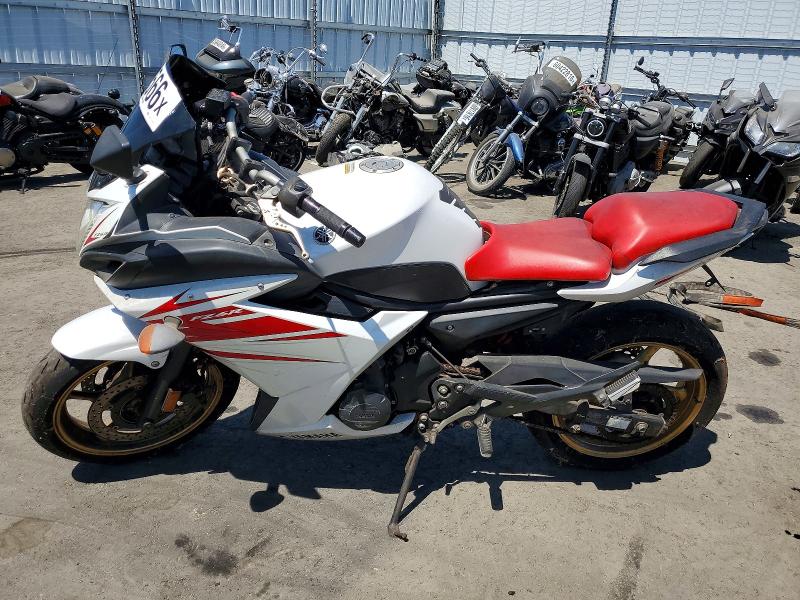 2010 Yamaha Fz600-800 VIN JYARJ18Y0AA001273 COPART salvage auction — MINOR DENT/SCRATCHES, ST, sold $1,150 on 2026-08-03 (photo 3)
